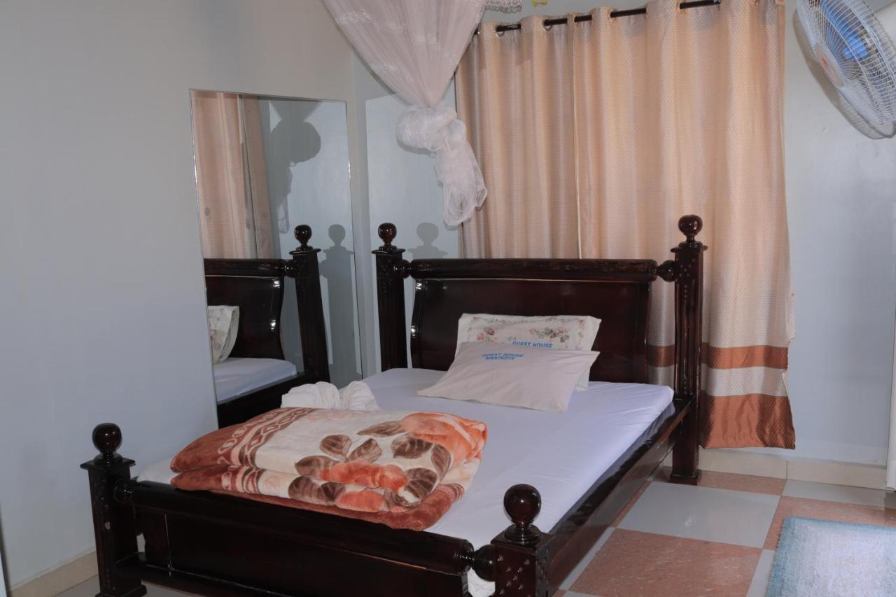 Luwafu Guest House Kampala Zewnętrze zdjęcie